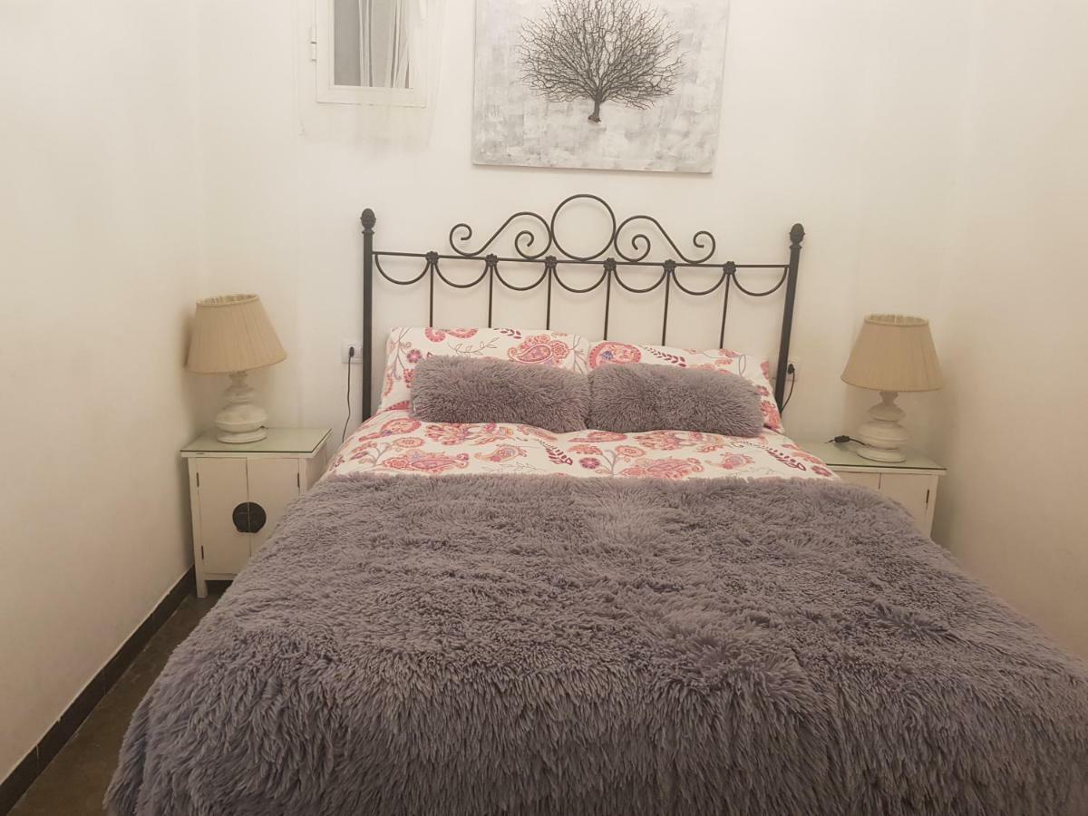 Domus Valencia Apartamentos Centro Frente A Torres De Serrano Екстериор снимка