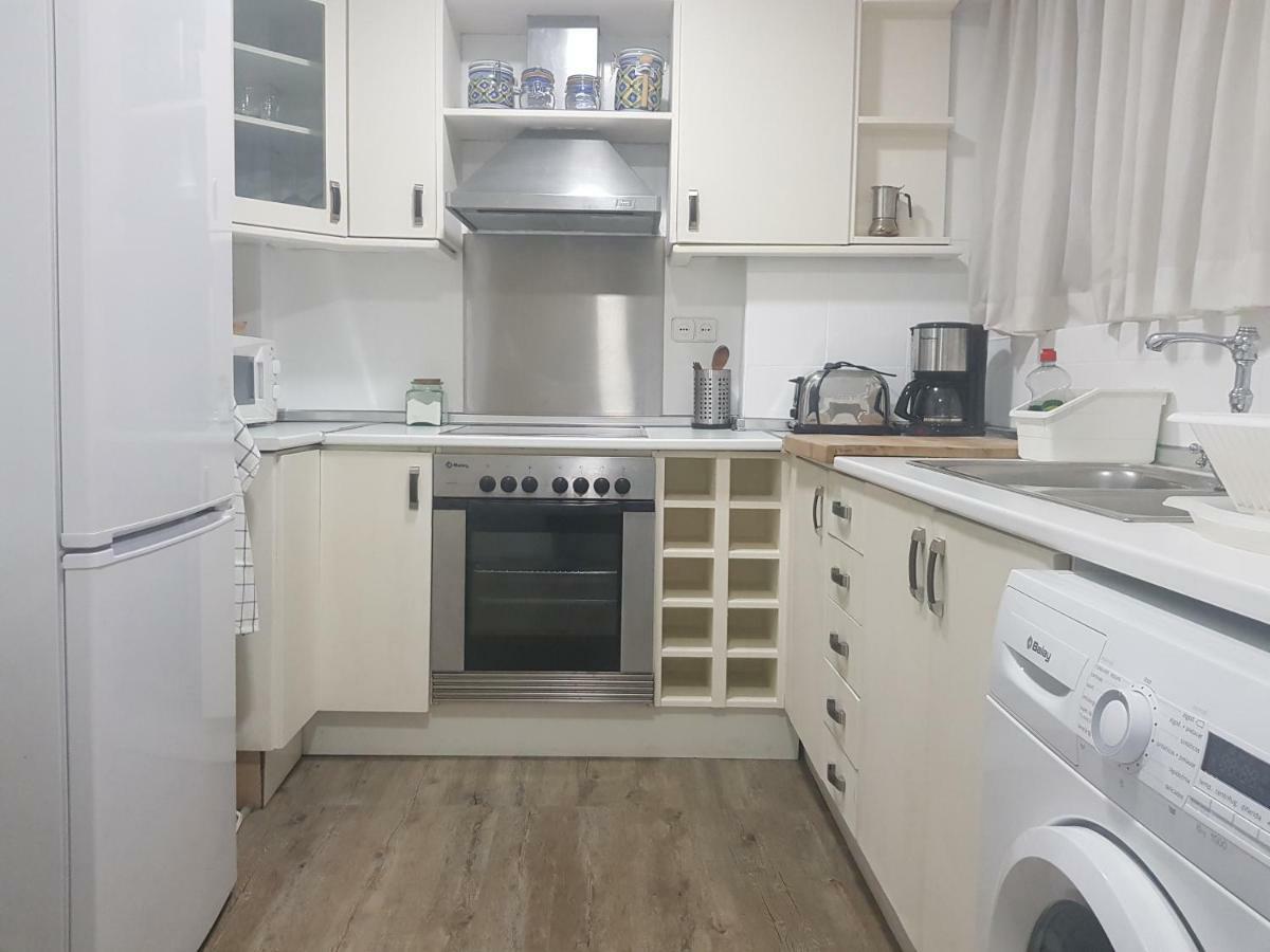 Domus Valencia Apartamentos Centro Frente A Torres De Serrano Екстериор снимка